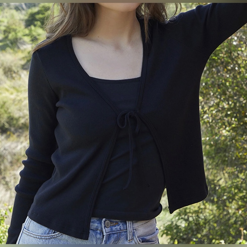 John Galt Black Greta Long Sleeve Tie Front Top